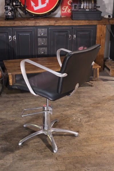 fauteuil de coiffeur vintage alu