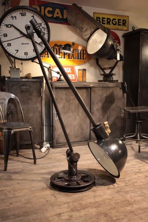 lampe jieldé geante creation par renaud jaylac
