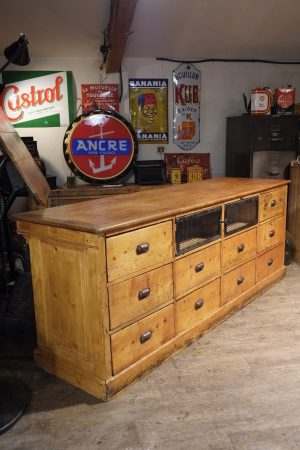 meuble de metier comptoir ancien en noyer 2