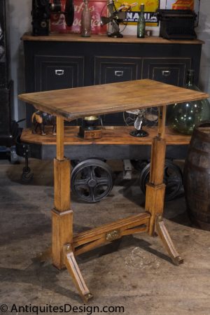 table a dessin art deco en bois