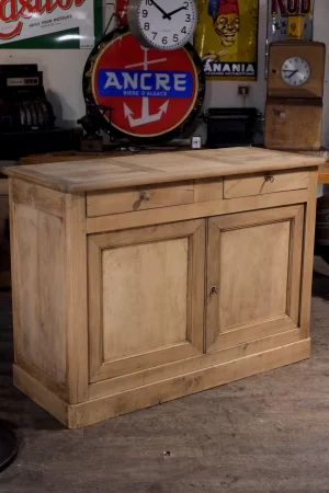 buffet ancien en noyer clair 2 portes et tiroirs 10