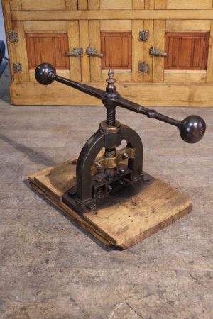 presse d'atelier ancienne epoque debut XXieme