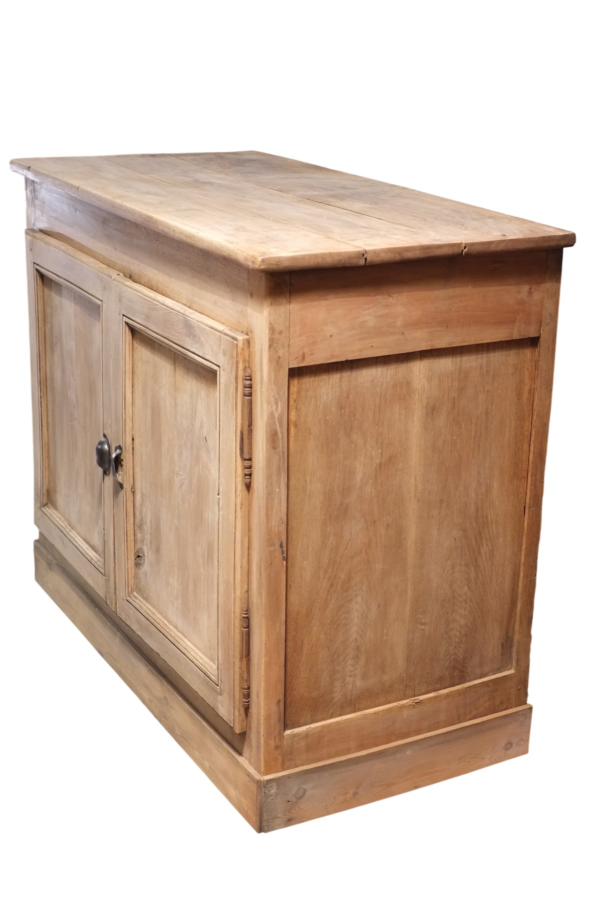 buffet ancien en bois brut decoloré 2 buffet ancien en bois brut decoloré 2