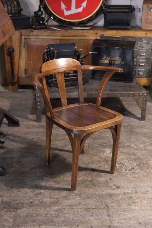 fauteuil ancien de bureau en bois 2