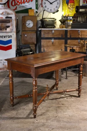 table a ecrire epoque 19iemes bureau ancien en chene massif